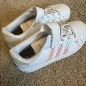 Adidas Tennis Shoes, size 1.5, Grand Court 2.0
